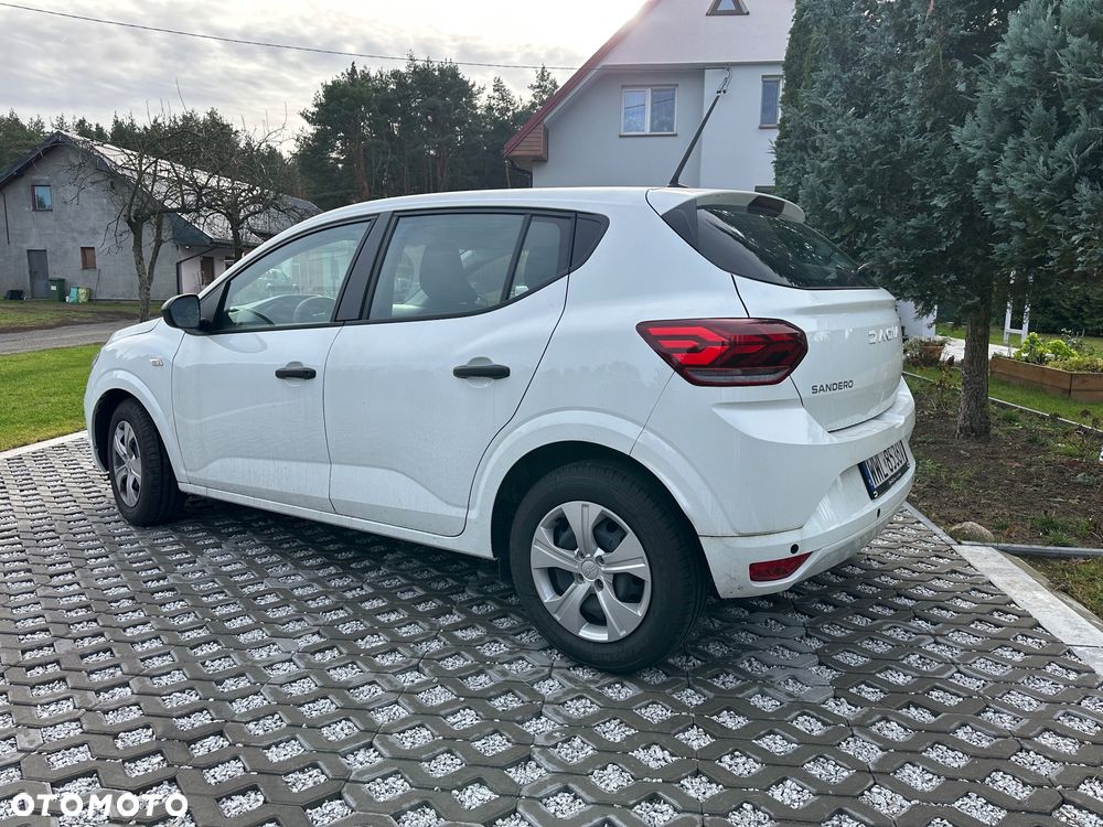 Dacia Sandero - 5