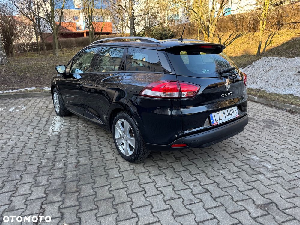 Renault Clio - 7