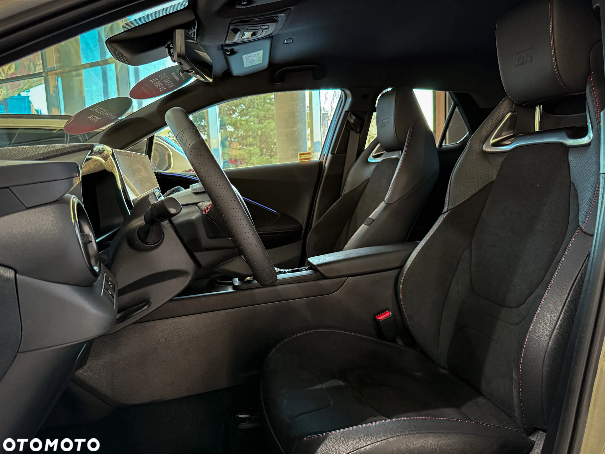 Toyota C-HR 2.0 Hybrid Premiere Edition - 10