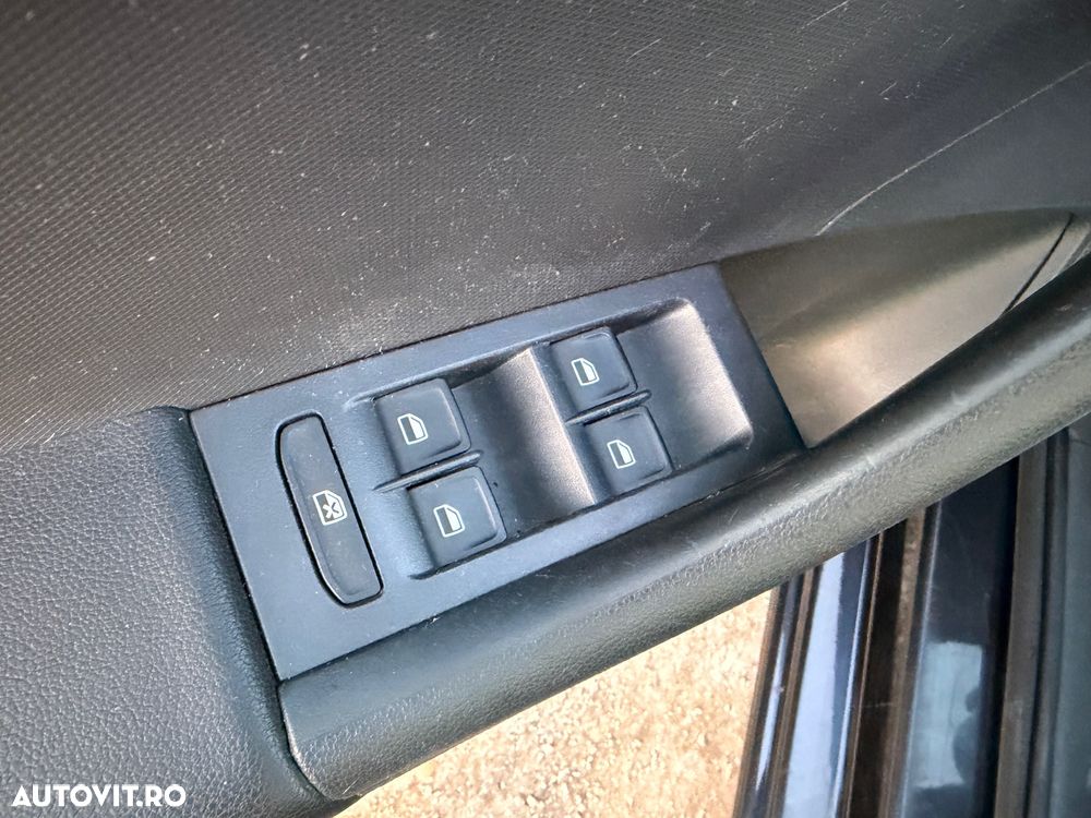 Skoda RAPID 1.6 TDI Elegance Green tec - 21