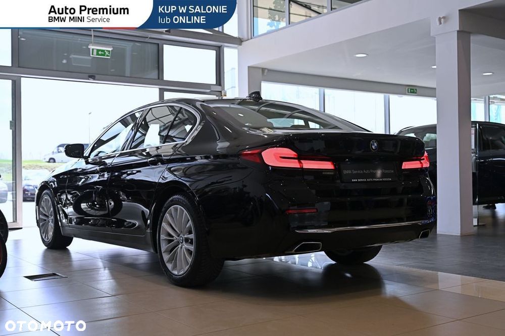BMW Seria 5 - 21