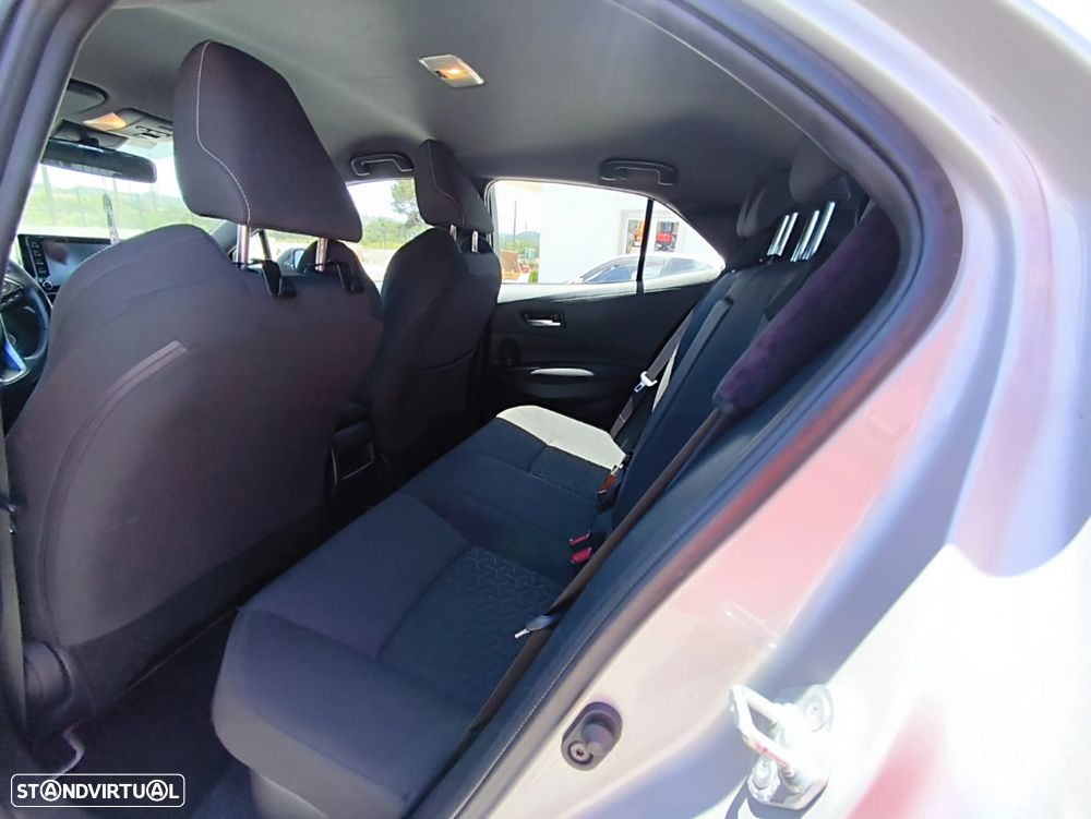 Toyota Corolla 1.8 Hybrid Comfort - 15