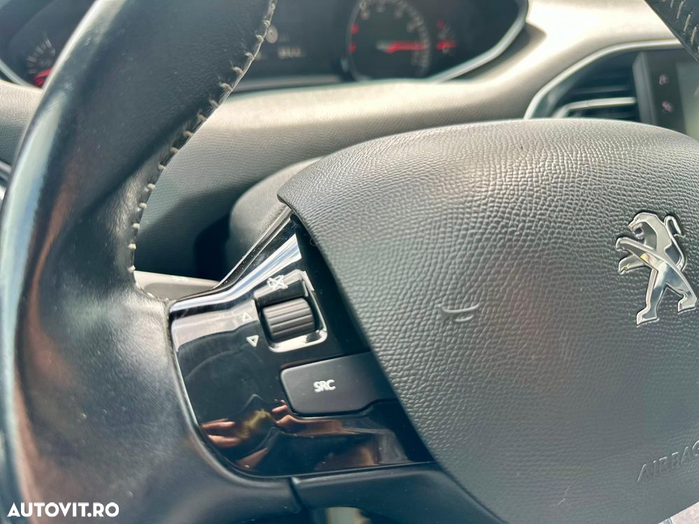 Peugeot 308 - 22