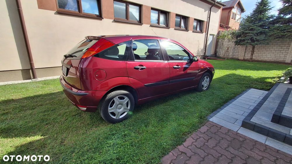 Ford Focus - 10