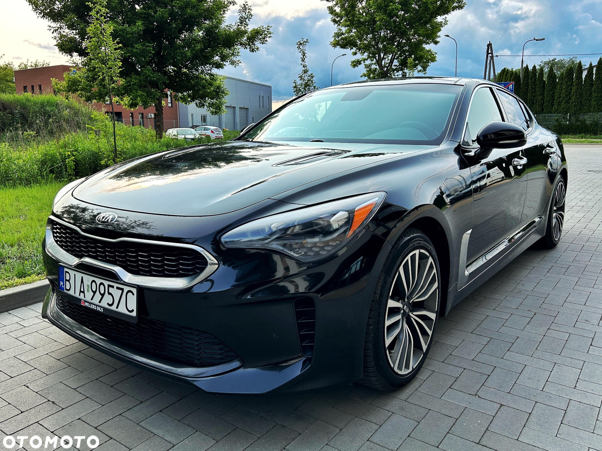 Kia Stinger 2.0 T-GDI XL - 9