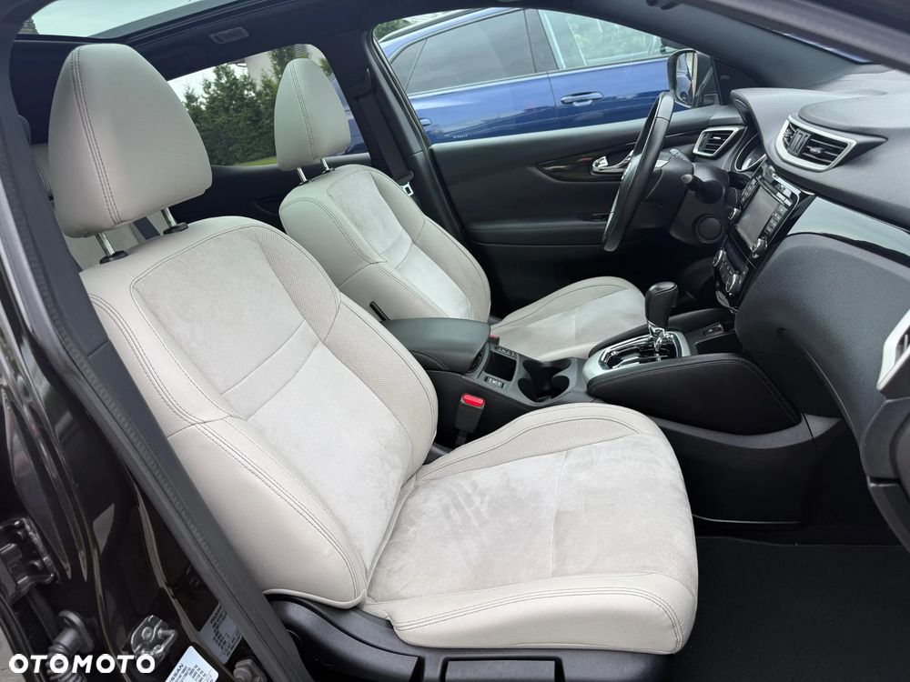Nissan Qashqai 1.6 DCi Xtronic TEKNA - 14