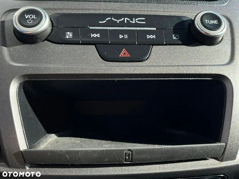 Ford Transit Connect - 28