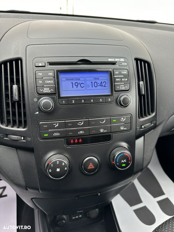 Hyundai i30 i30cw 1.4 Classic - 22