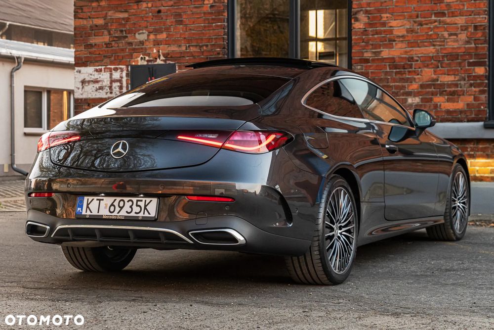 Mercedes-Benz CLE 180 9G-TRONIC Edition AMG Line - 4