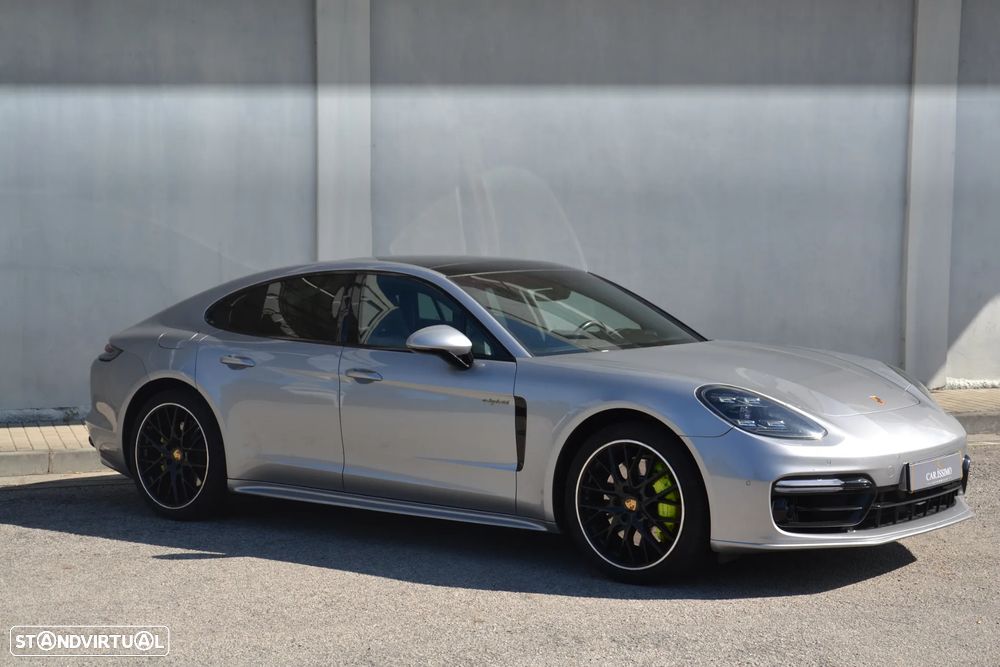 Porsche Panamera 4 E-Hybrid Platinum Edition com PDLS - 9
