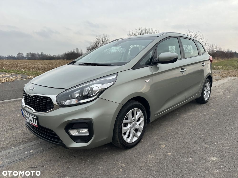 Kia Carens 1.6 GDI Dream Team Edition - 21