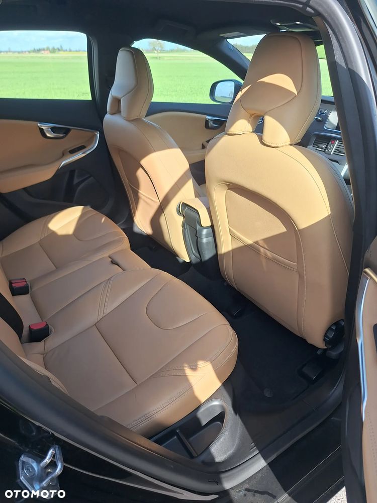 Volvo V40 D2 Geartronic Inscription - 11