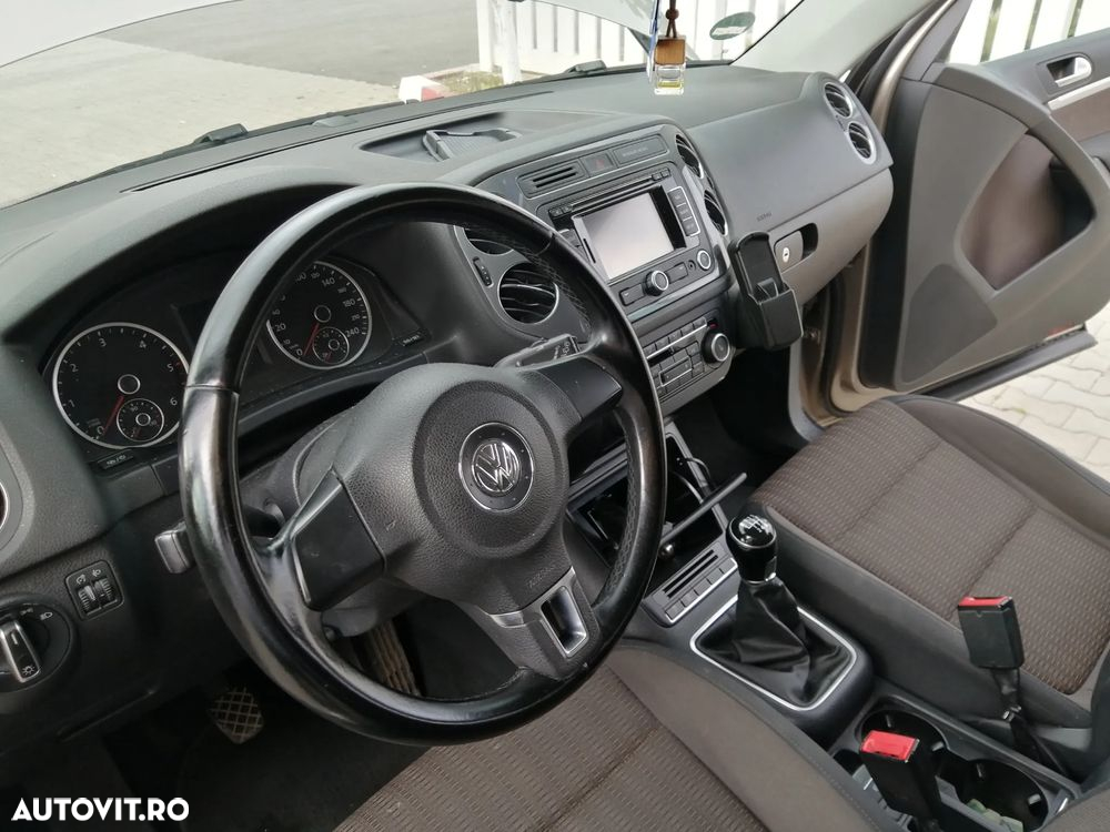 Volkswagen Tiguan 2.0 TDI DPF Comfortline - 9
