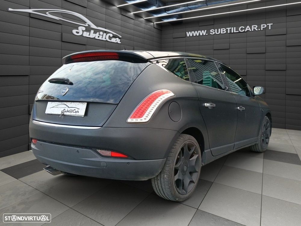 Lancia Delta 1.6 M-Jet Platino - 3