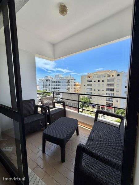 Excelente Apartamento T2 no Centro de Quarteira - Grande imagem: 4/12