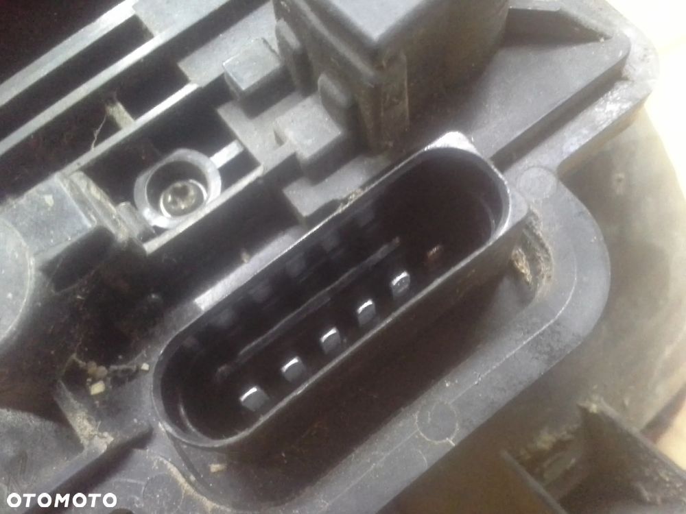 Volkswagen Caddy lampy tylne komplet EU - 4