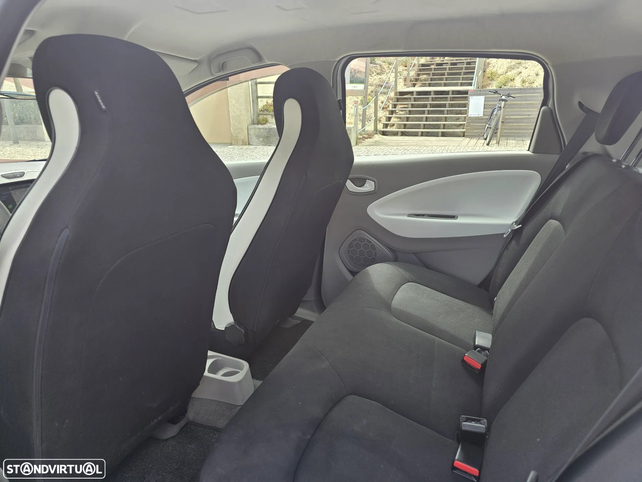 Renault Zoe (c/ Bateria) 41 kwh Intens - 23