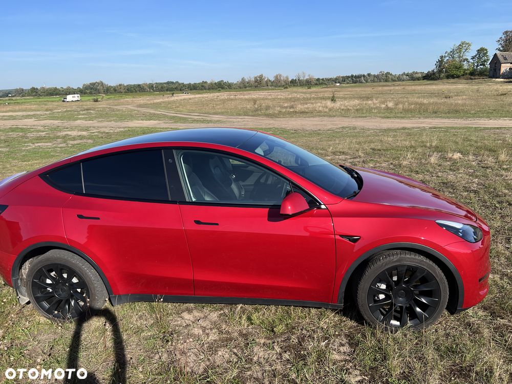 Tesla Y Model Long Range Dual Motor AWD - 3