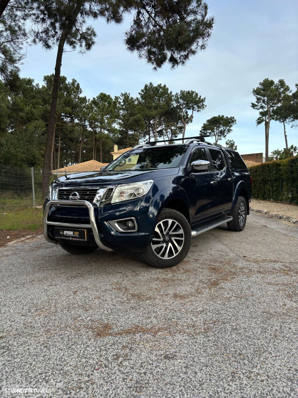 Nissan Navara DC 4x4 Auto EU6 Tekna - 1