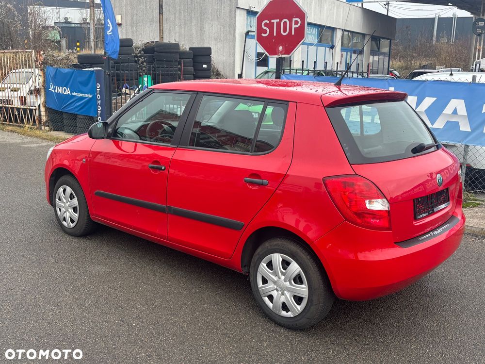 Skoda Fabia 1.2 HTP Classic - 11