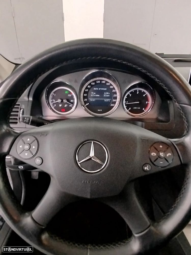 Mercedes-Benz C 220 Station CDI Avantgarde Edition - 21