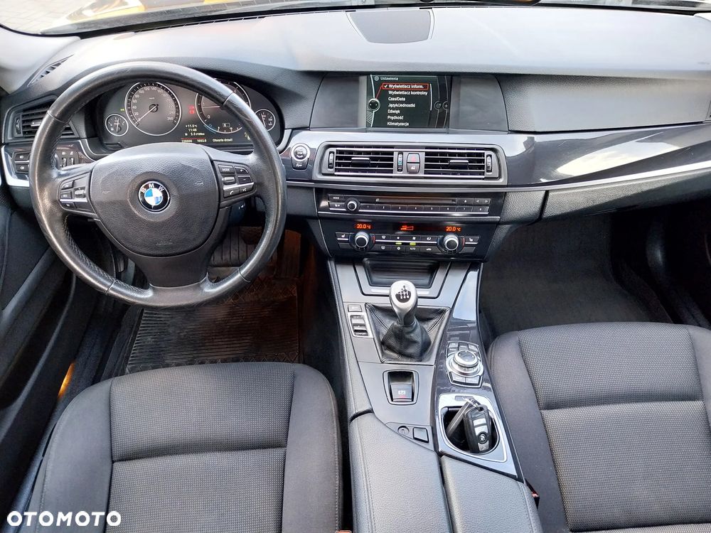 BMW Seria 5 520d - 6