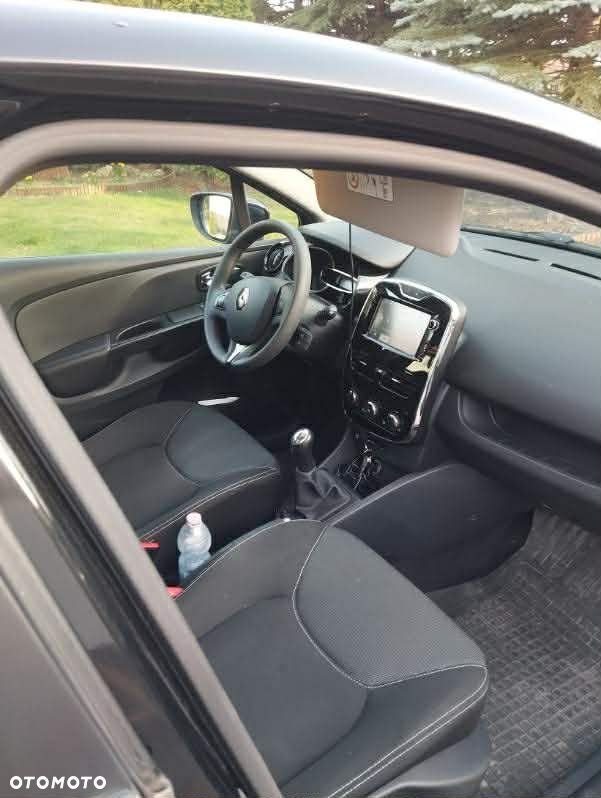 Renault Clio 1.2 16V 75 Experience - 11