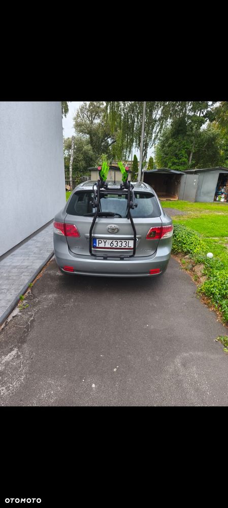 Toyota Avensis - 6
