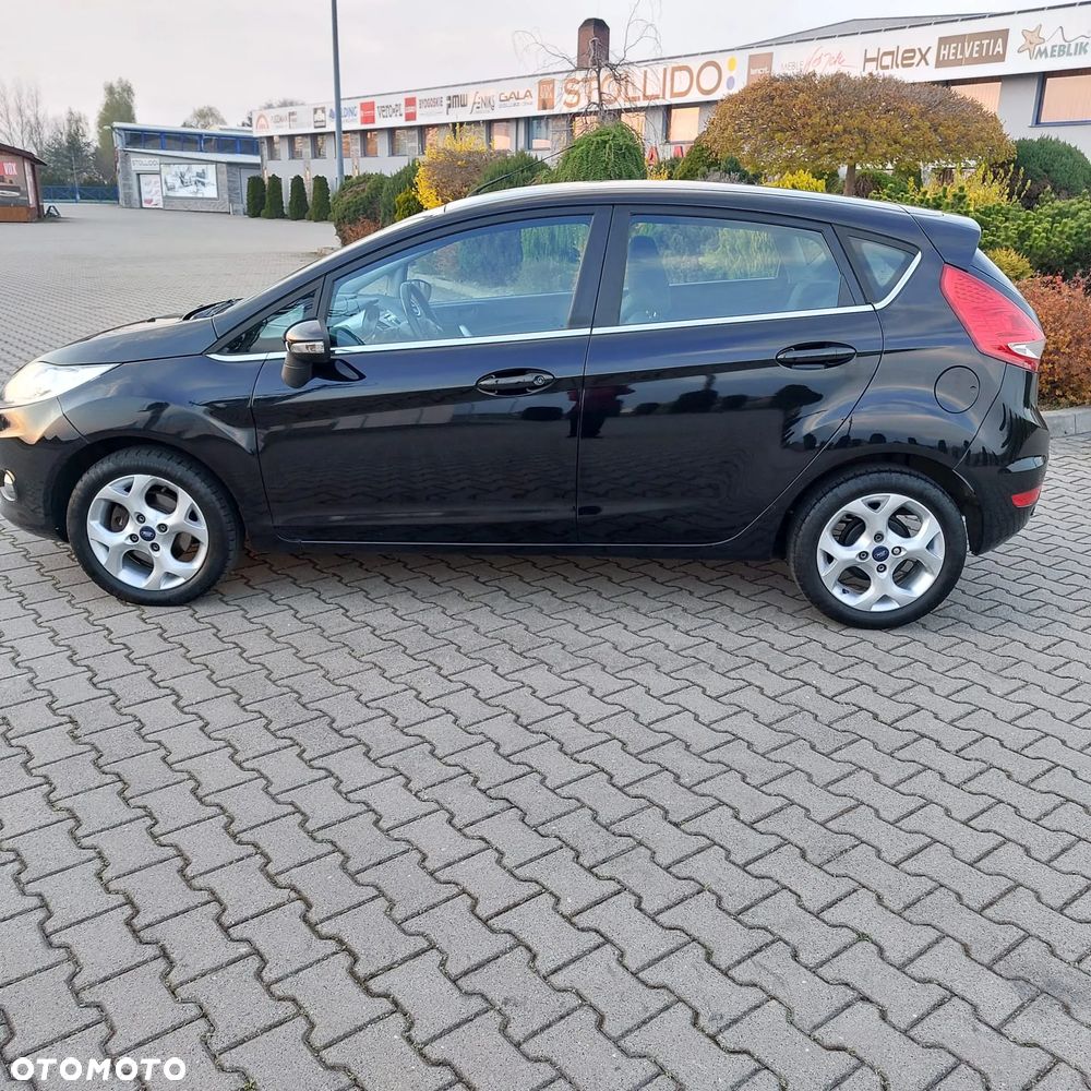 Ford Fiesta 1.25 Titanium EU5 - 6