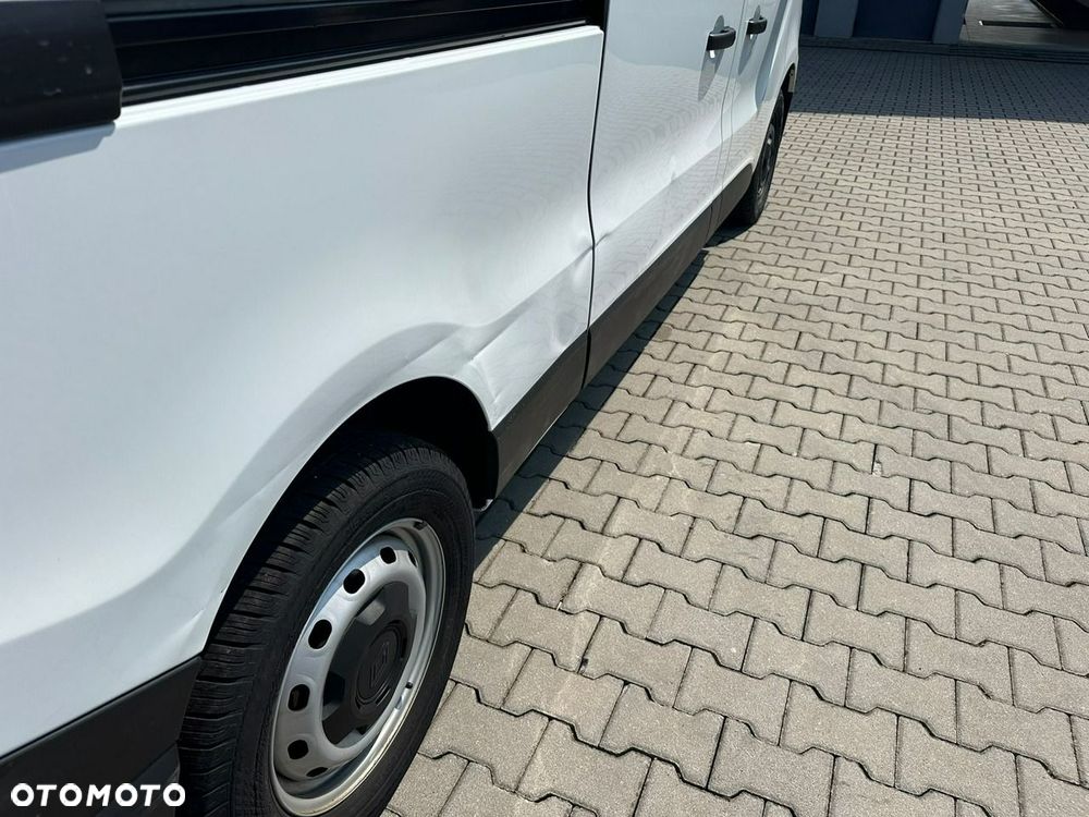 Renault Trafic - 10