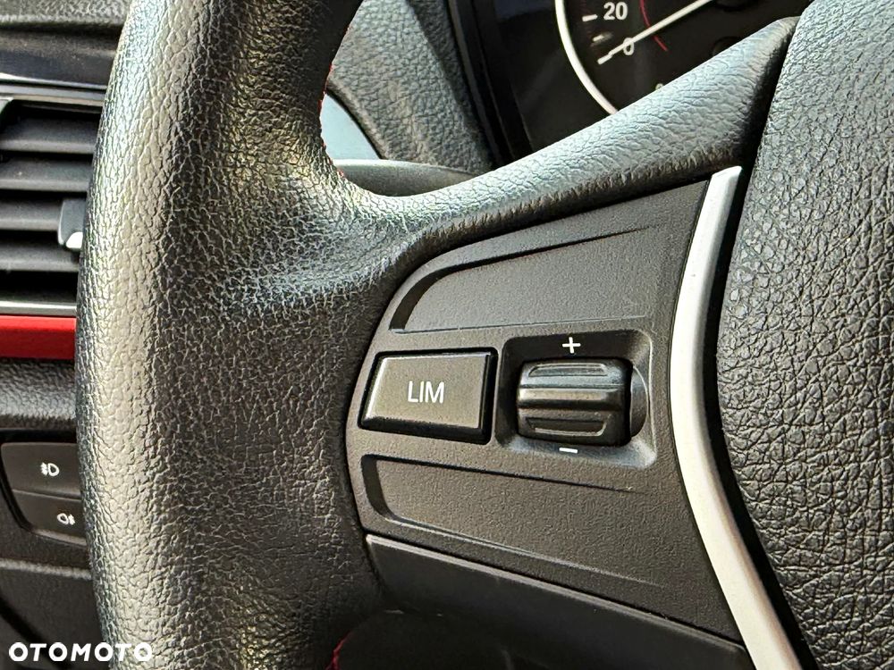 BMW Seria 1 116d DPF Edition Sport - 28