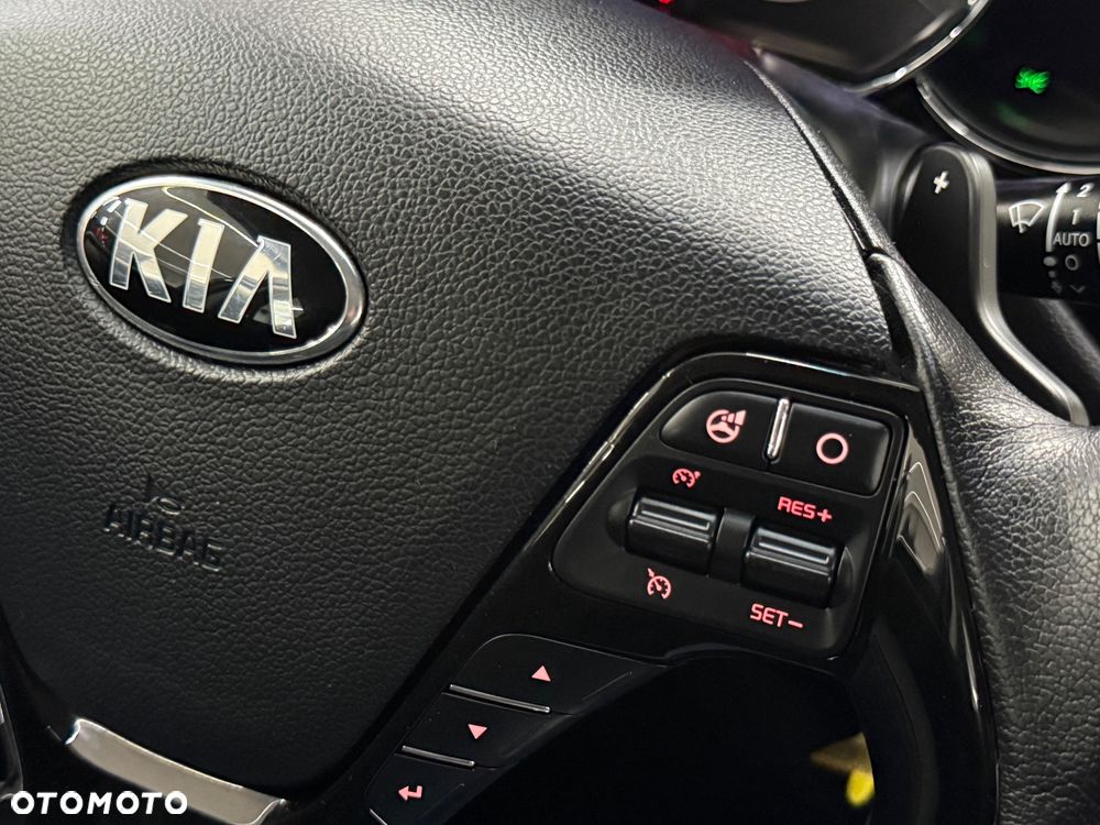 Kia Ceed 1.6 GDI M DCT - 31