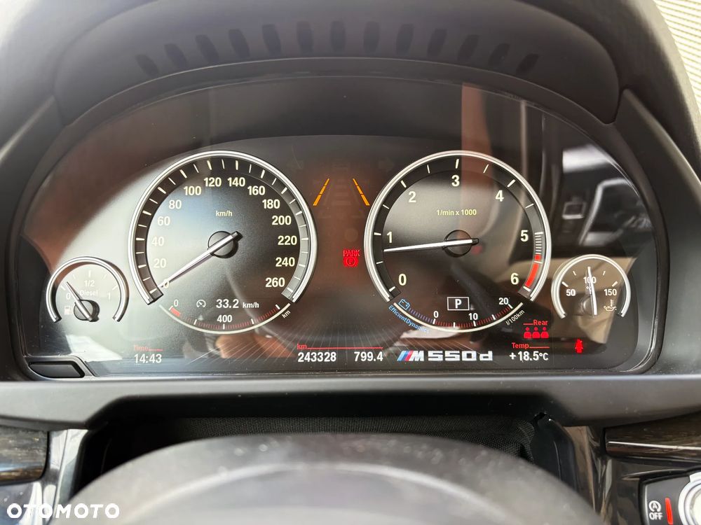 BMW X5 xDrive40d - 26