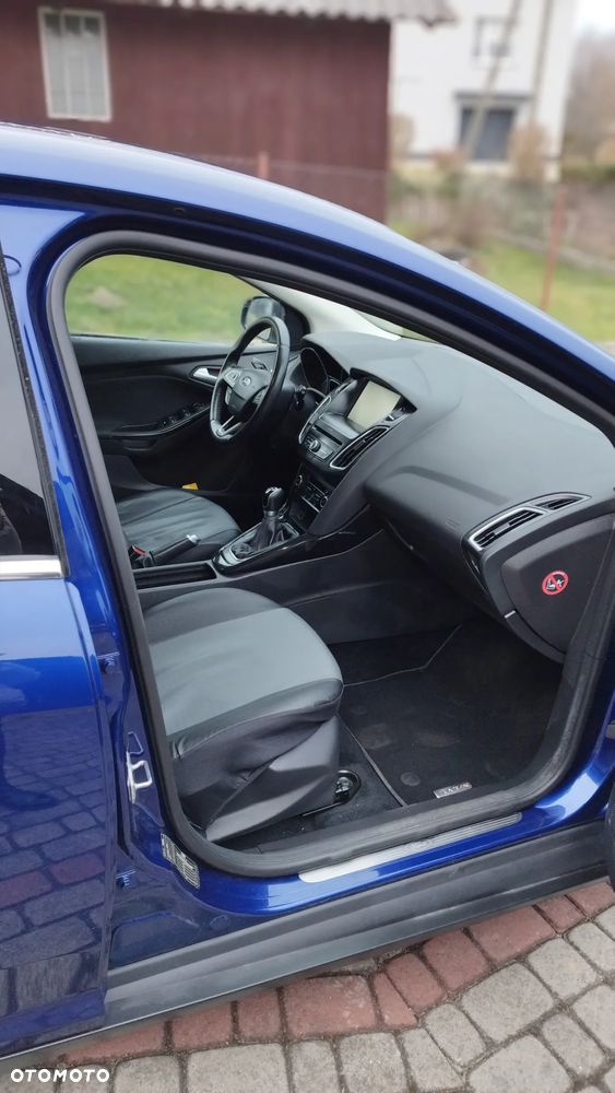 Ford Focus 1.0 EcoBoost Titanium - 8