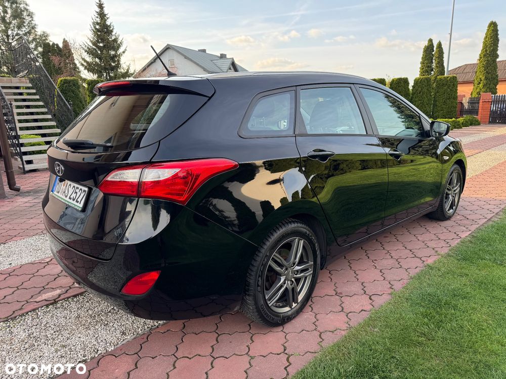 Hyundai i30 1.6 CRDi Classic + DCT - 6