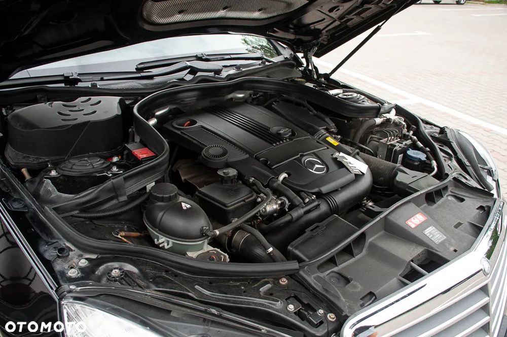 Mercedes-Benz Klasa E 200 BlueEFFICIENCY Elegance - 7