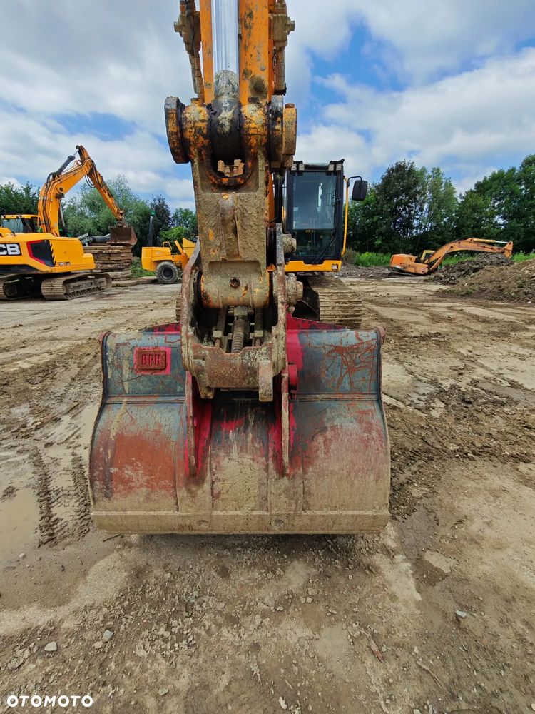 JCB 220 XLC IDEALNA - 15