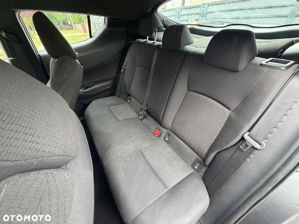 Toyota C-HR Business-Edition - 12