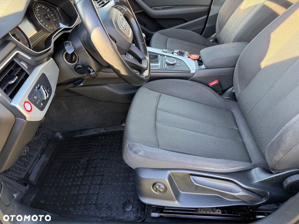 Audi A4 Avant 2.0 TDI - 14