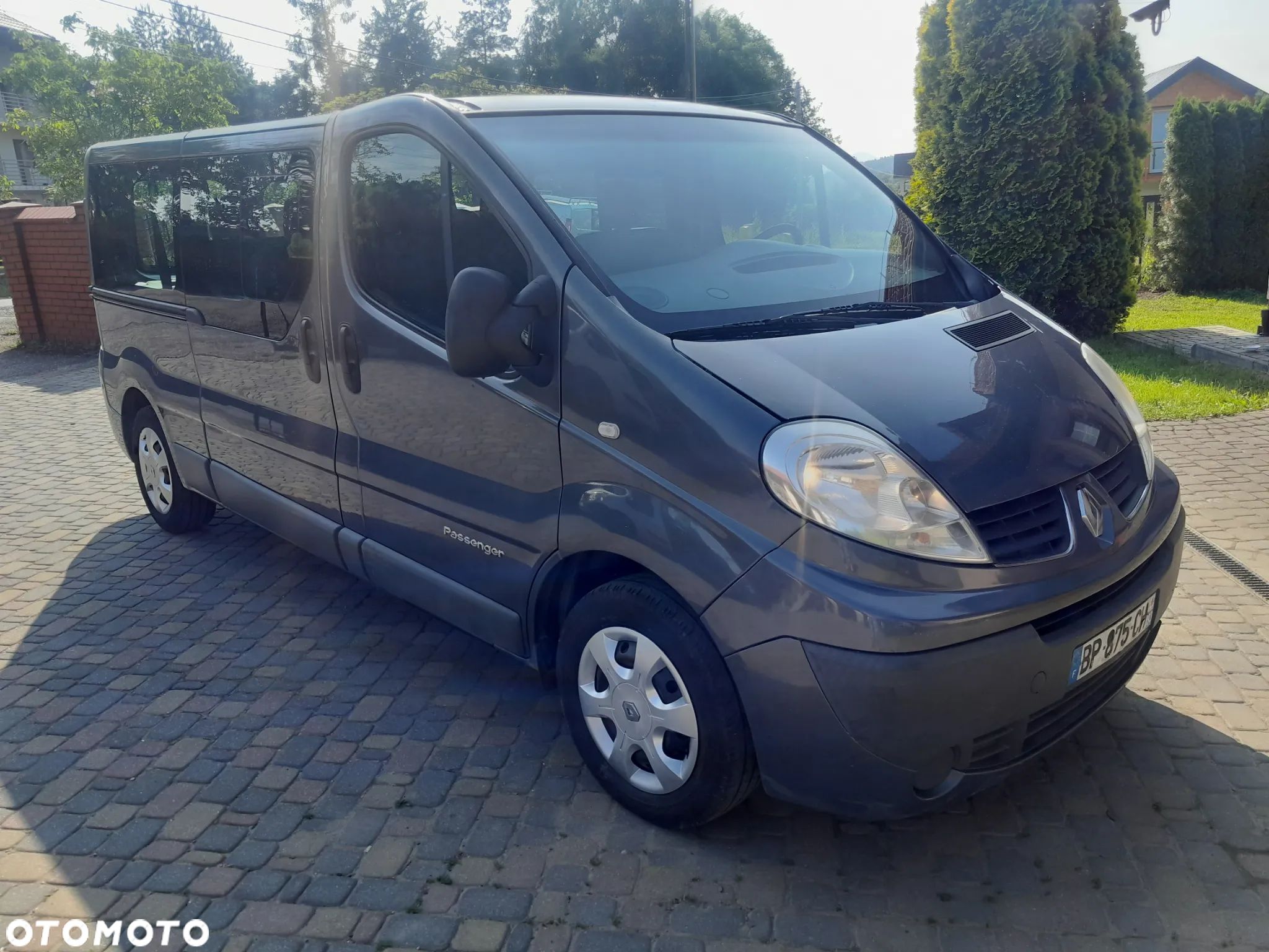 Renault Trafic 2.0 dCi 115 Passenger Expression - 1