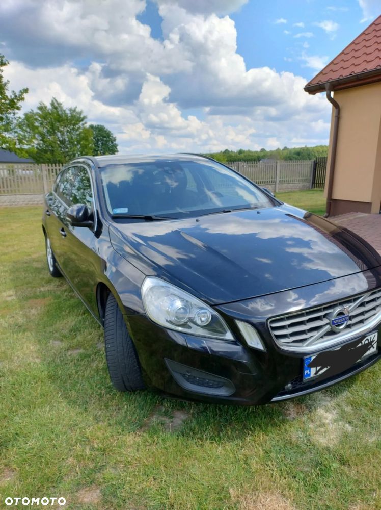 Volvo V60 D5 - 16