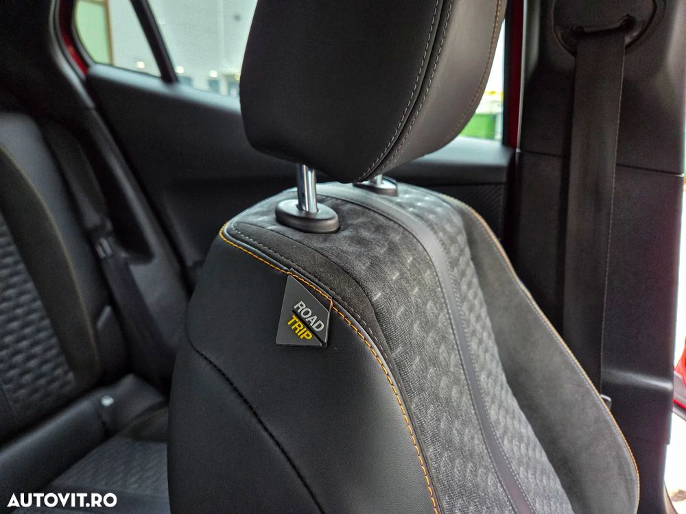 Peugeot 2008 1.5 BlueHDI 130 S&S EAT8 GT - 24