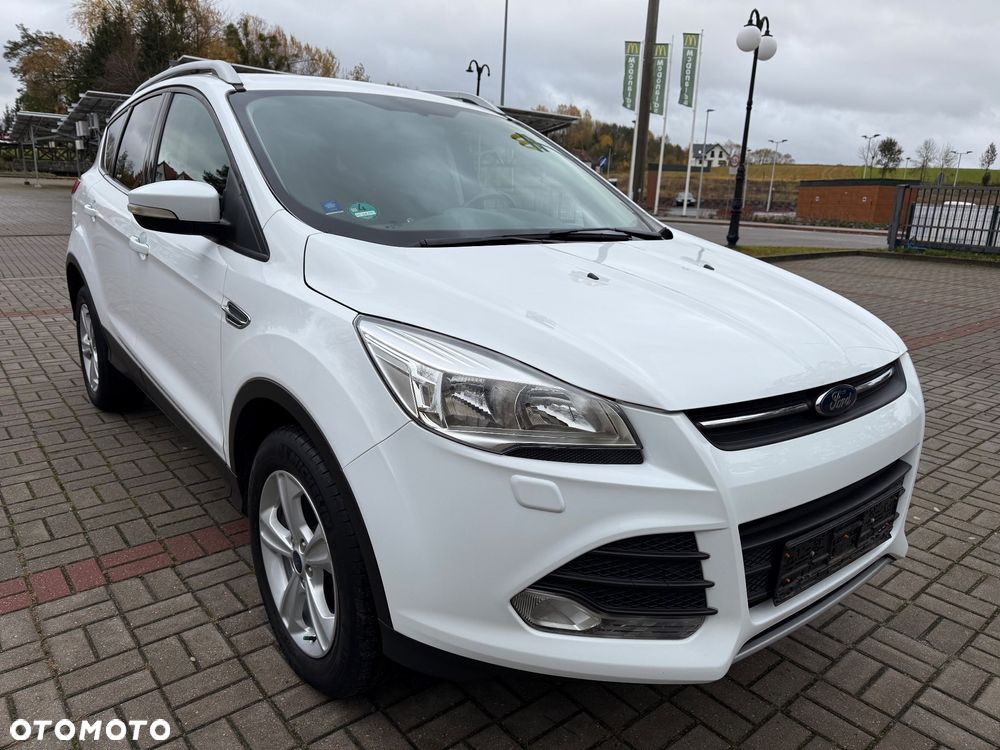 Ford Kuga 1.5 EcoBoost 2x4 Trend - 2