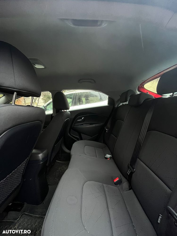 Kia Rio - 14