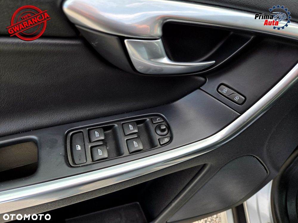 Volvo XC 60 D3 SCR Inscription - 18