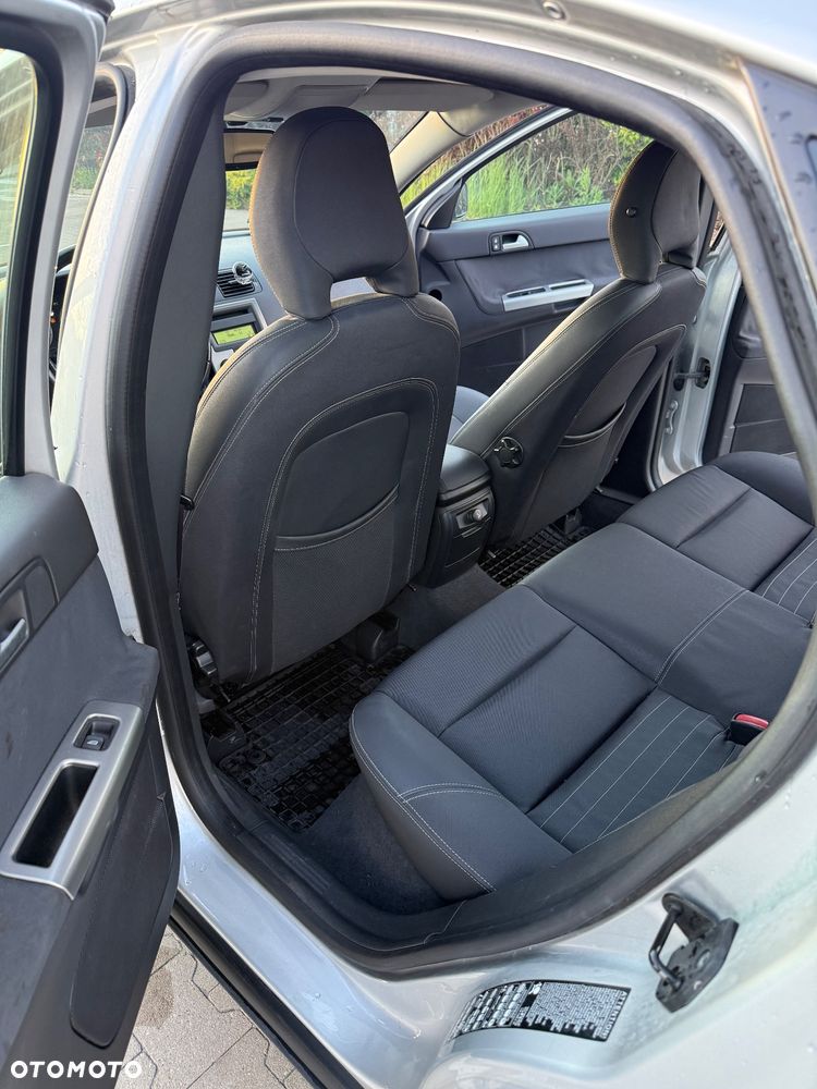 Volvo S40 2.0D - 9