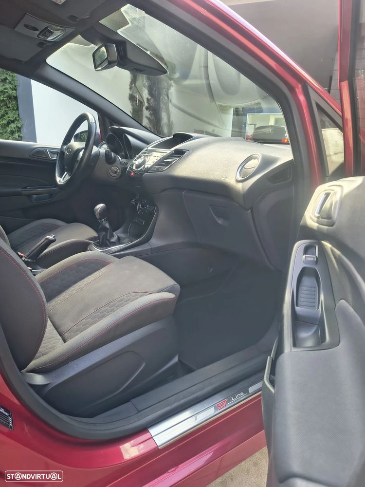 Ford Fiesta 1.0 EcoBoost S&S ST-LINE - 17