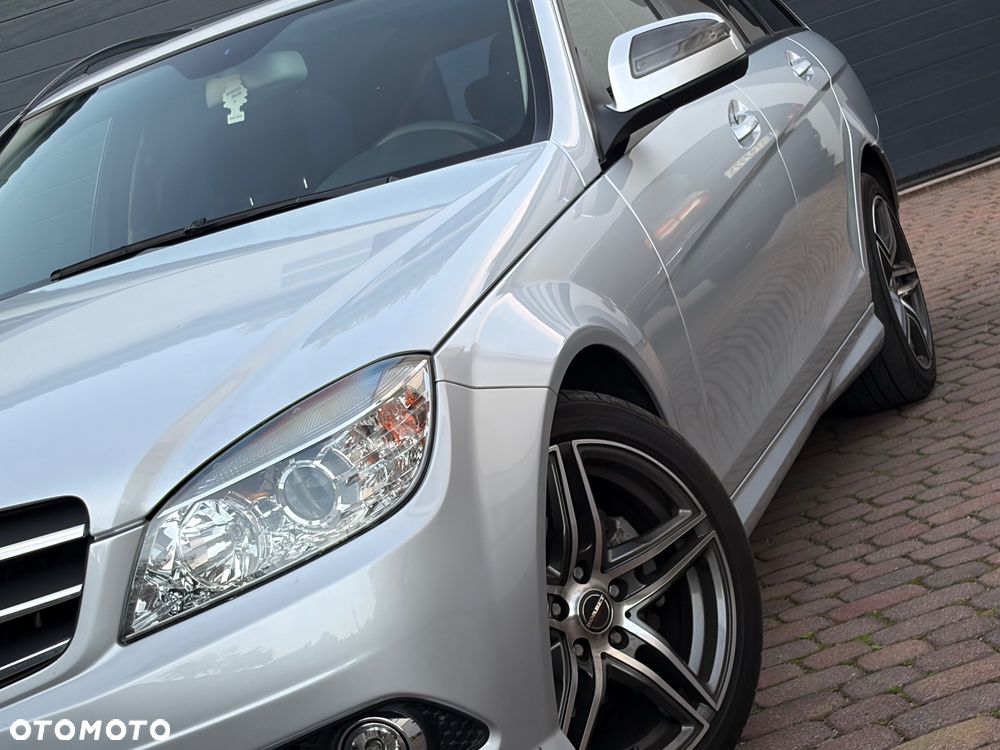 Mercedes-Benz C-Class 2008 photo 3