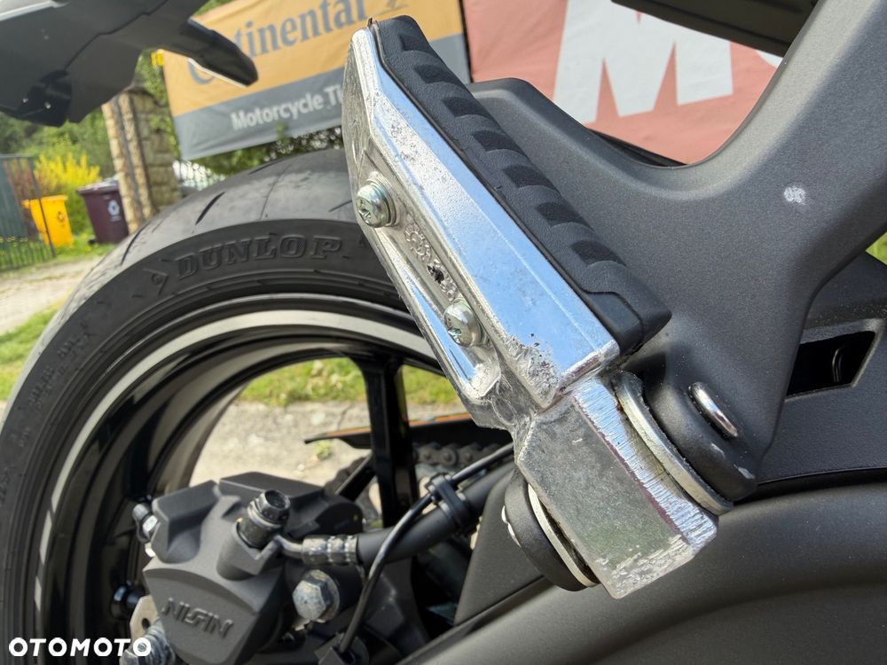 Kawasaki Ninja - 19