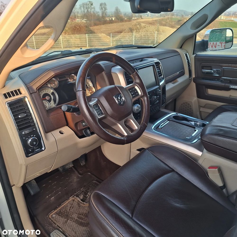 Dodge RAM - 10